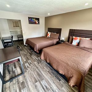 Standard Room 2 Queen Beds Non-Smoking